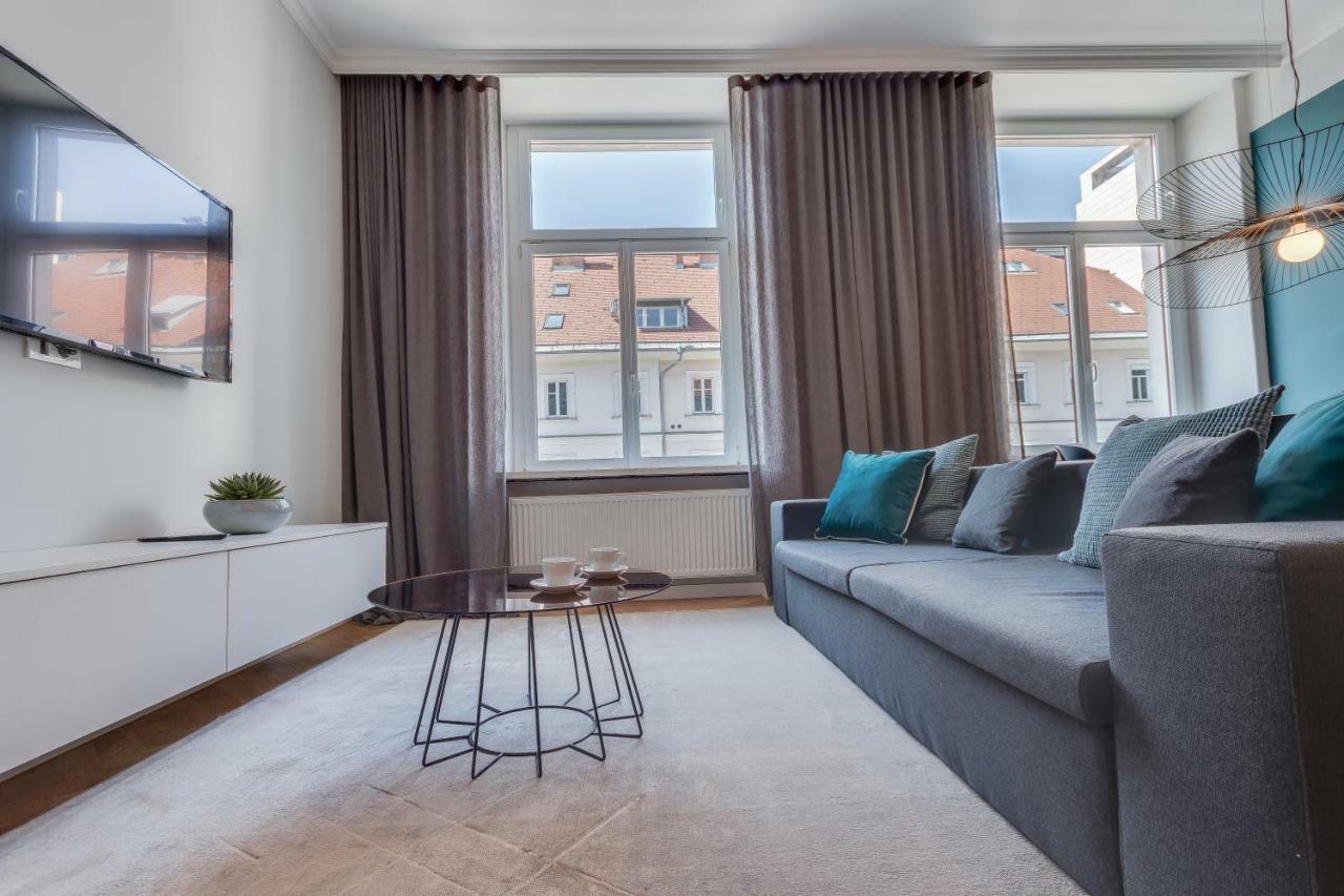 Fine Two Bedroom Trdinova Apartment Ljubljana Kültér fotó