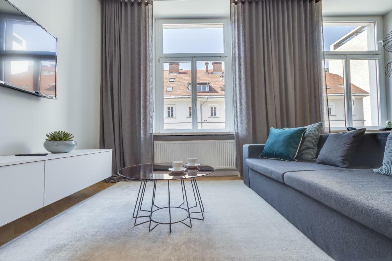 Fine Two Bedroom Trdinova Apartment Ljubljana Kültér fotó